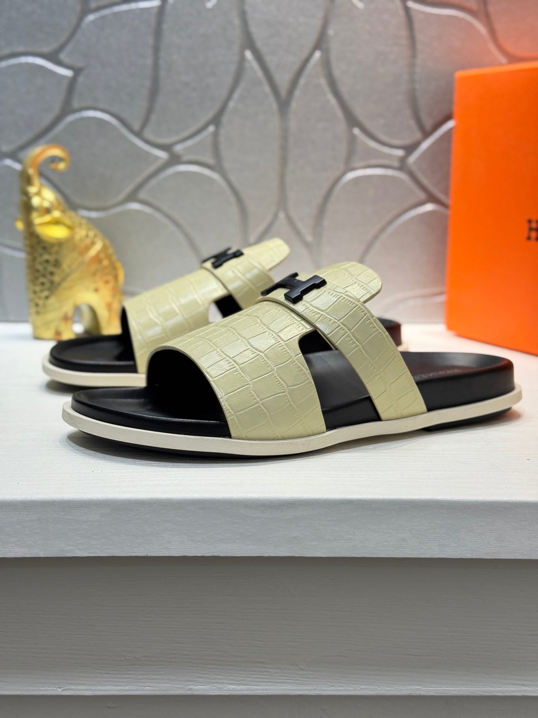 Hm Oran H Noir Buckle Slippers In Cream Cowhide 735239