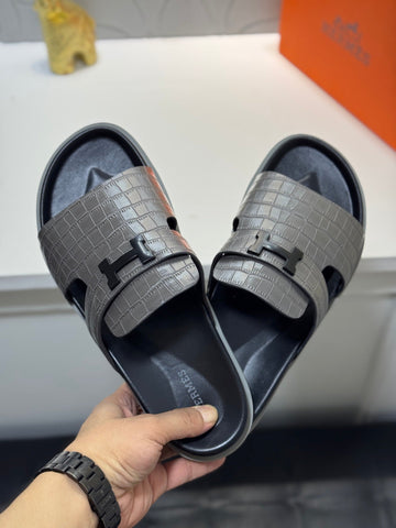 Hm Oran H Noir Buckle Slippers In Gray Cowhide 735242