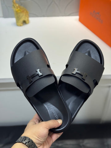 Hm Oran H Noir Buckle Slippers In Black Cowhide 735255
