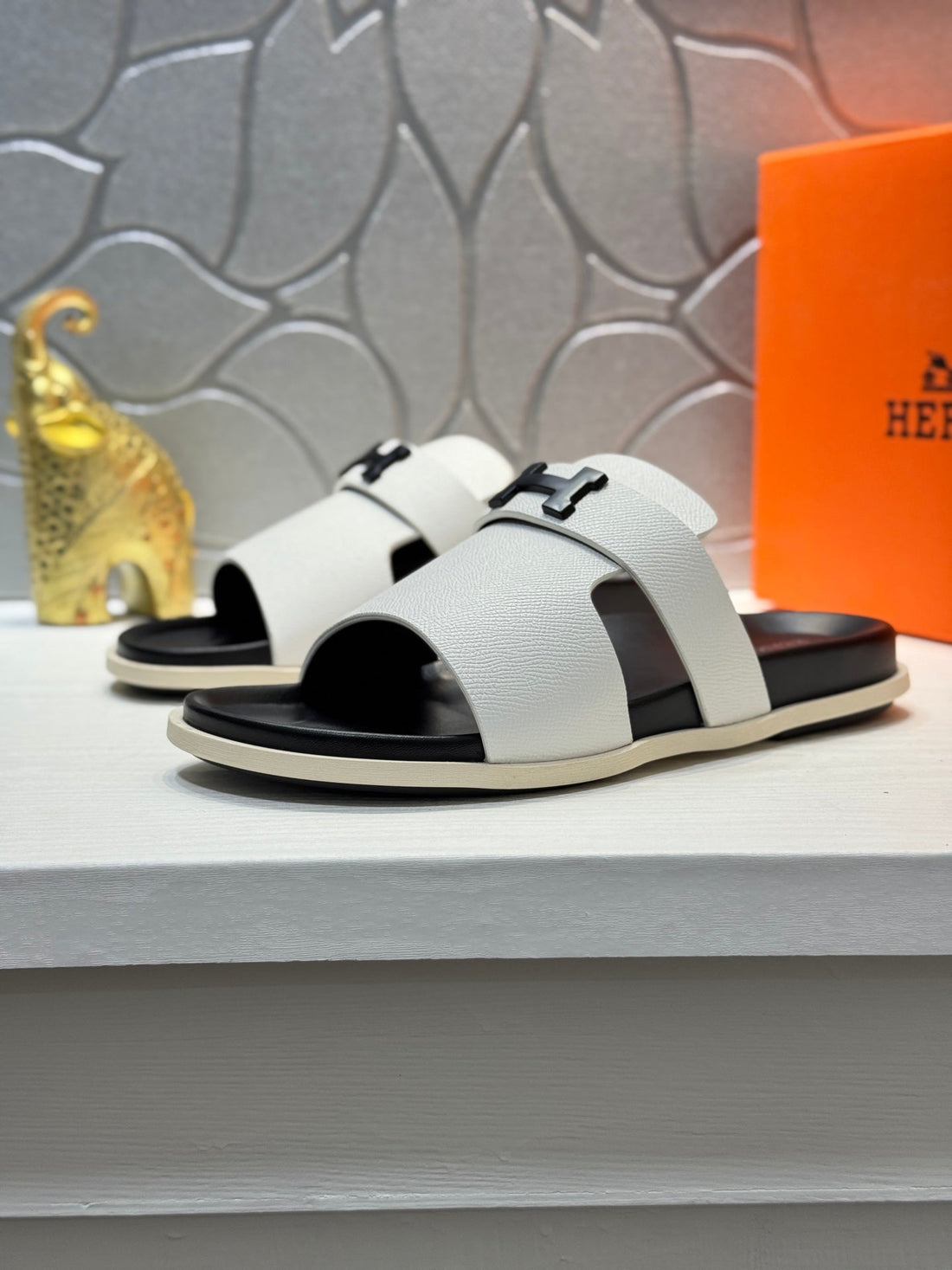 Hm Oran H Noir Buckle Slippers In White Cowhide 735256