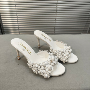 Mule Sandal 80 White Calfskin Flower