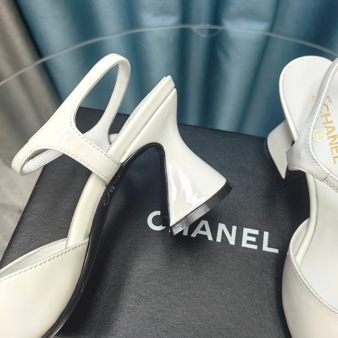 CC Slingbacks Sandal 85 White Patent Calfskin