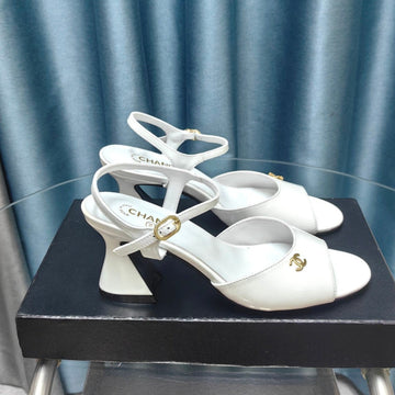 CC Slingbacks Sandal 85 White Patent Calfskin
