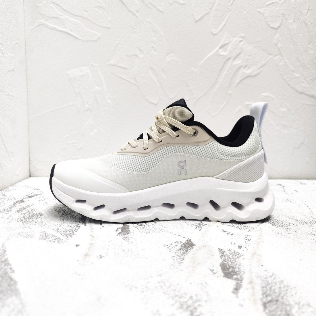 Cloudtilt 2.0 Sneaker Pale Gray Calfskin And Breathable Mesh