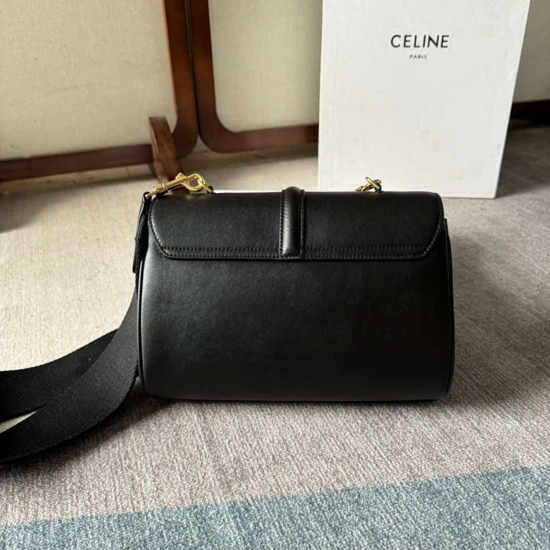 Flap Shoulder Bag 23 In Black Lambskin Gold Hardware