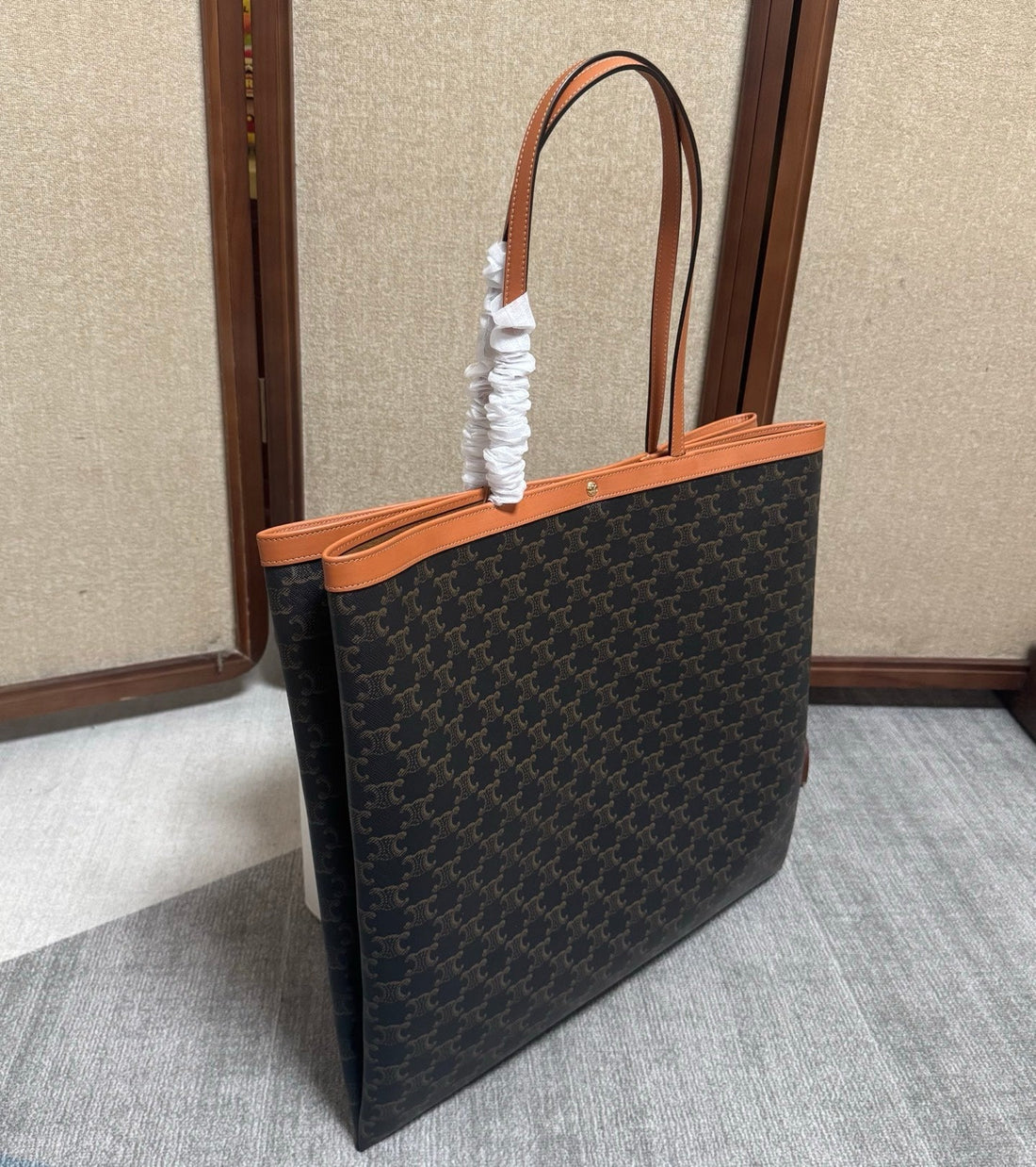 Cl Large Flat Shopper Black Brown Triomphe Canvas Calfskin