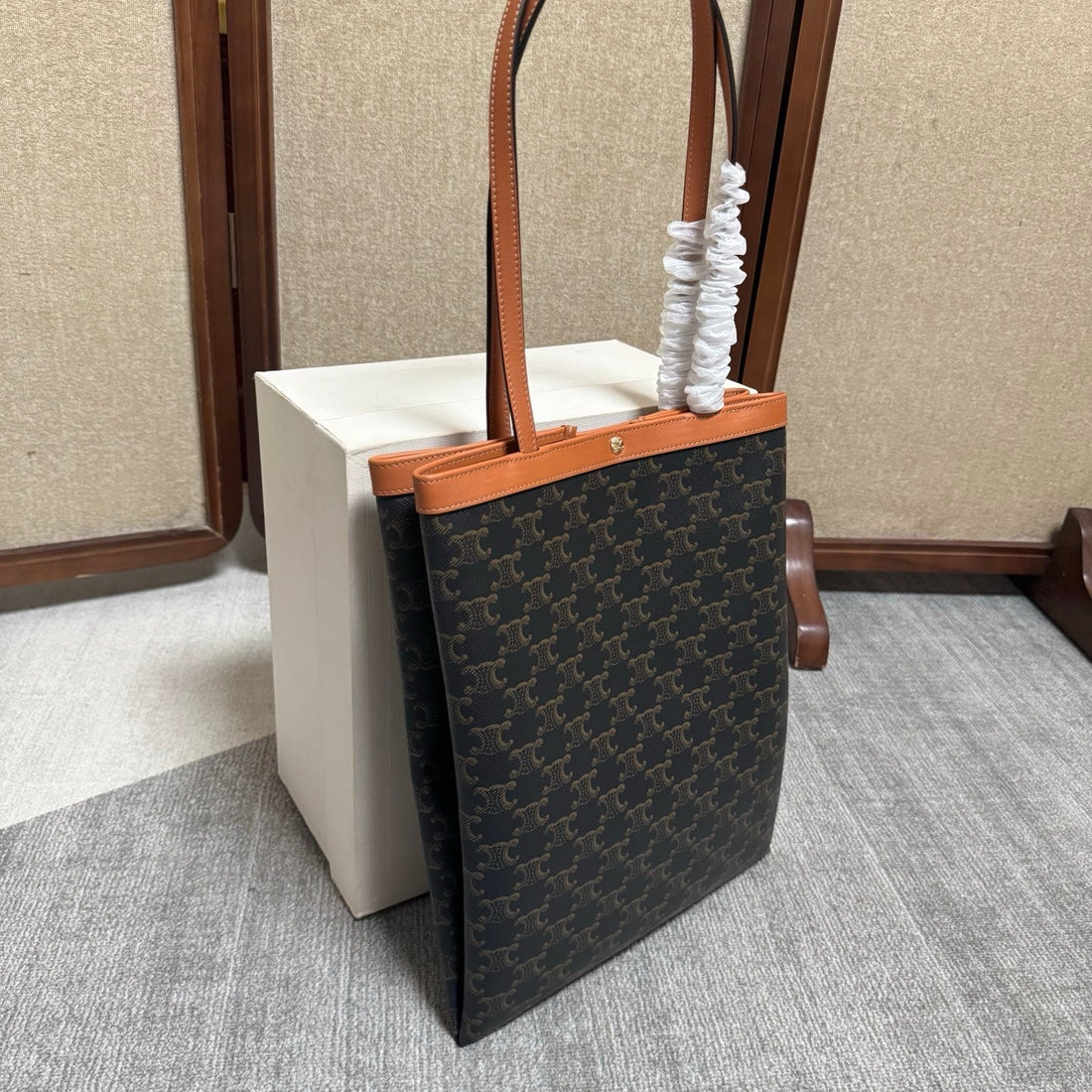 Cl Medium Flat Shopper Black Brown Triomphe Canvas Calfskin