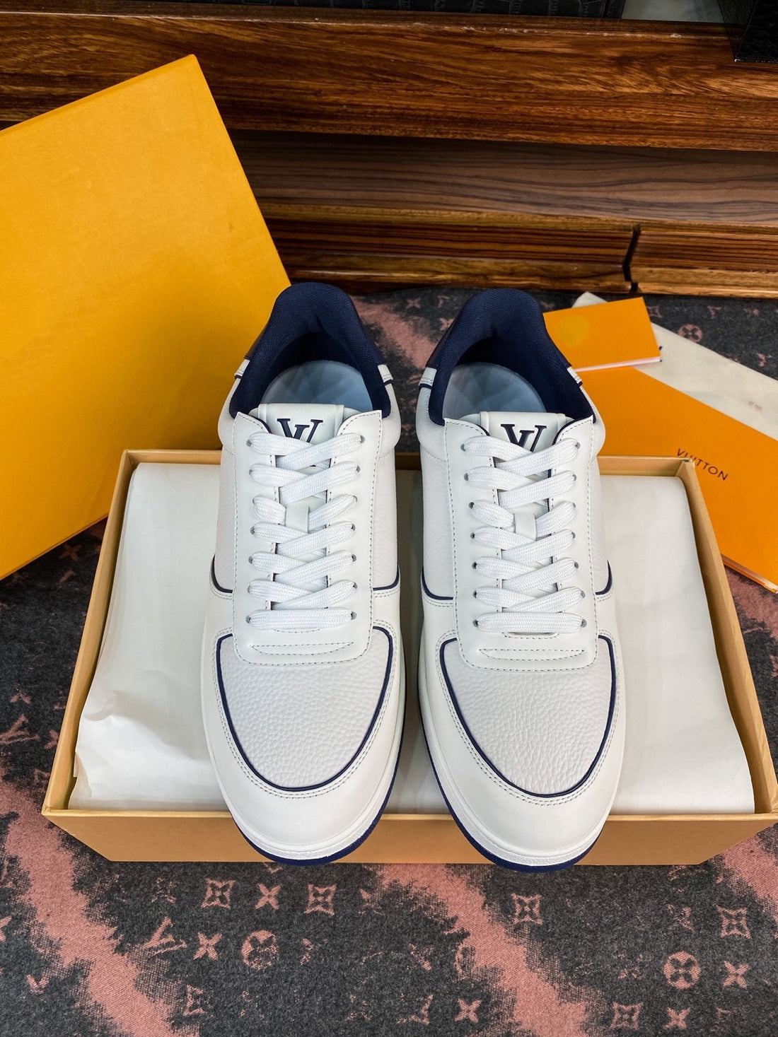 LV Rivoli Fat Sneaker White Blue