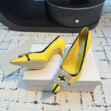 Hangisi 100 Yellow Linen With Black Leather Jewel Buckle Pumps 161072