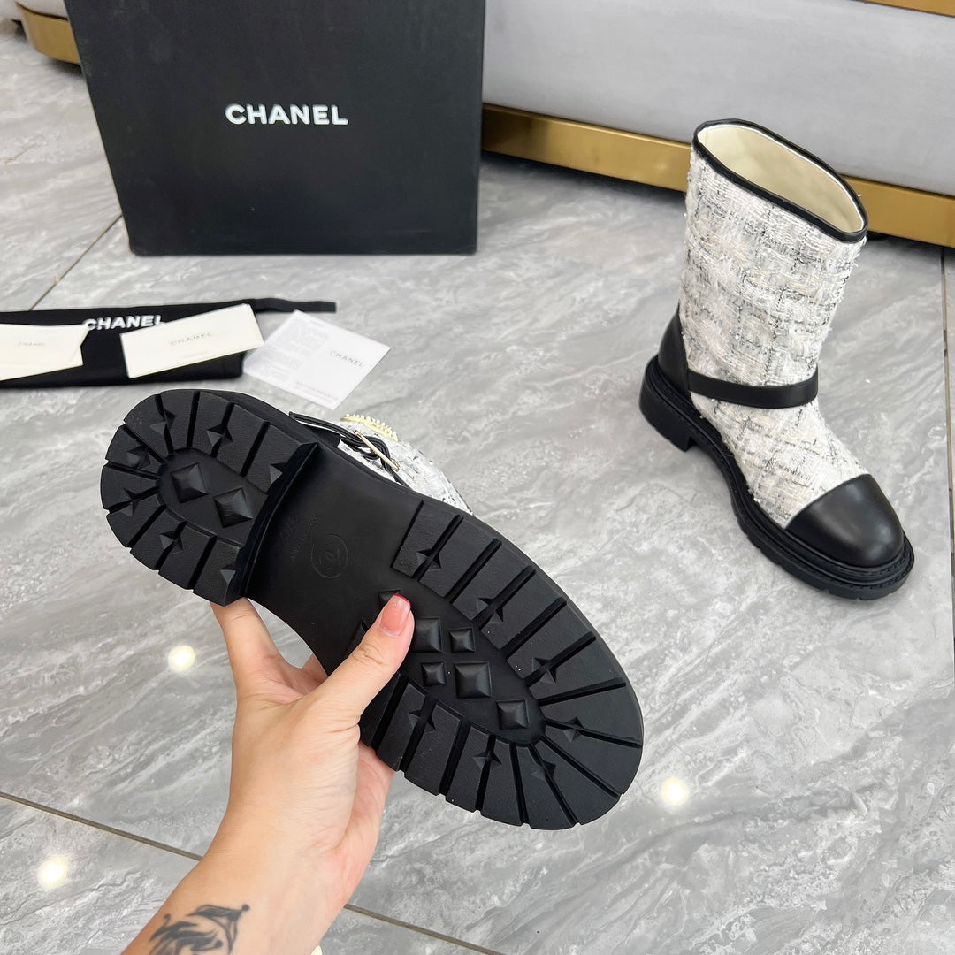 CC 25 Ankle Boots Black White Tweed Mix Sheepskin 459500