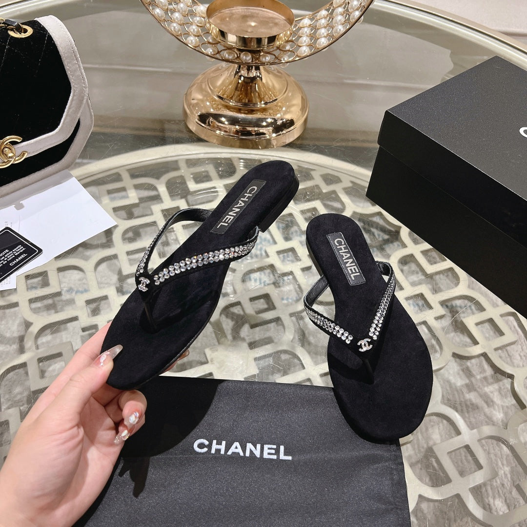 CC Thong Sandal Black Velvet Lambskin With Crystal