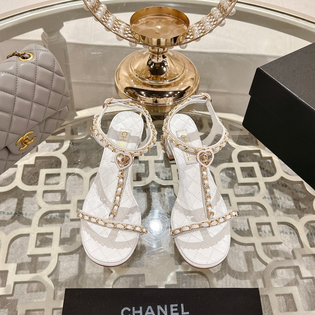 CC 26S Chain T-Strap Charm Sandals 5CM White Lambskin 736115
