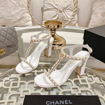 CC 26S Chain T-Strap Charm Sandals 8.5cm White Lambskin 736119