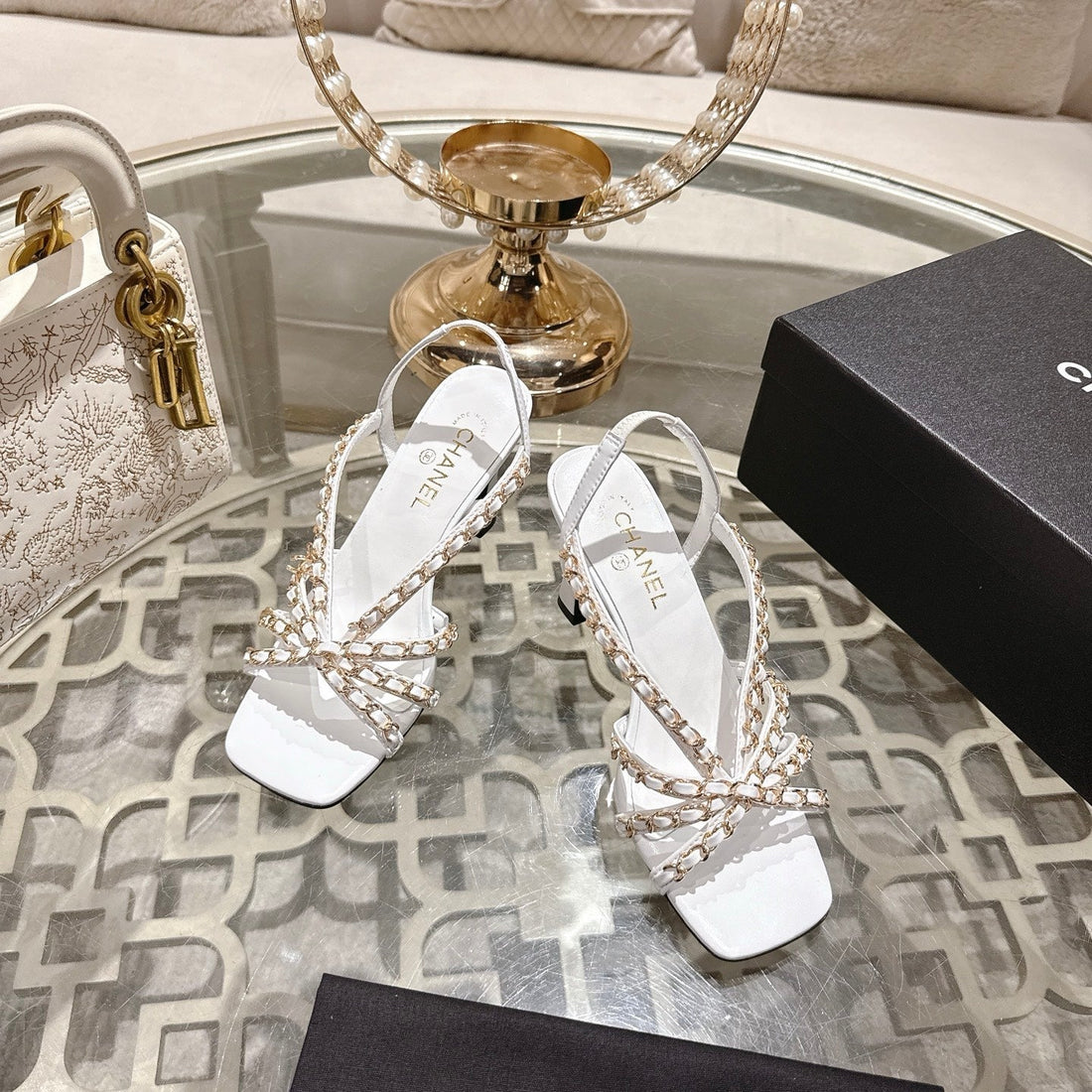 CC AW26 Rtw Sandal 7CM White Lambskin 736094