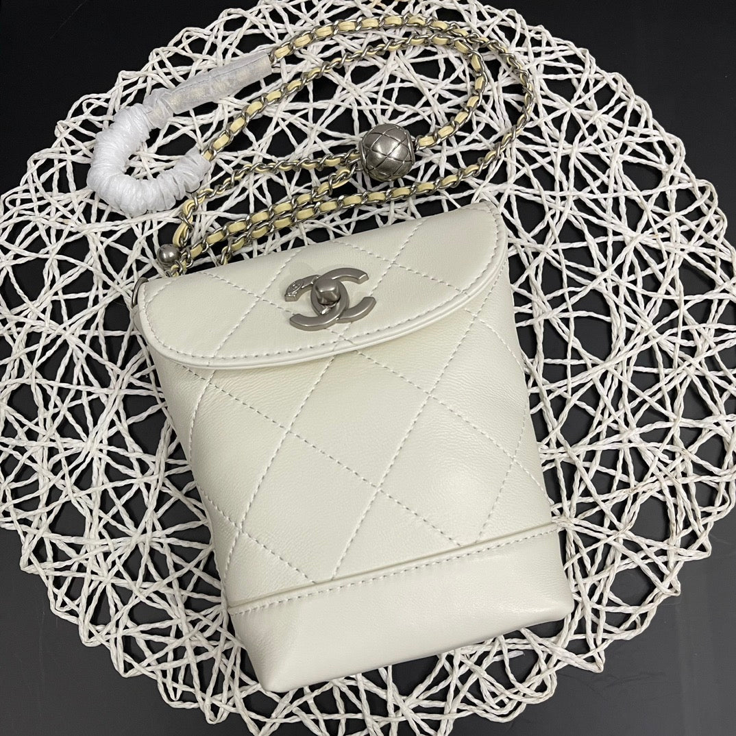 CC Phone Holder Bag 17CM Ivory Lambskin