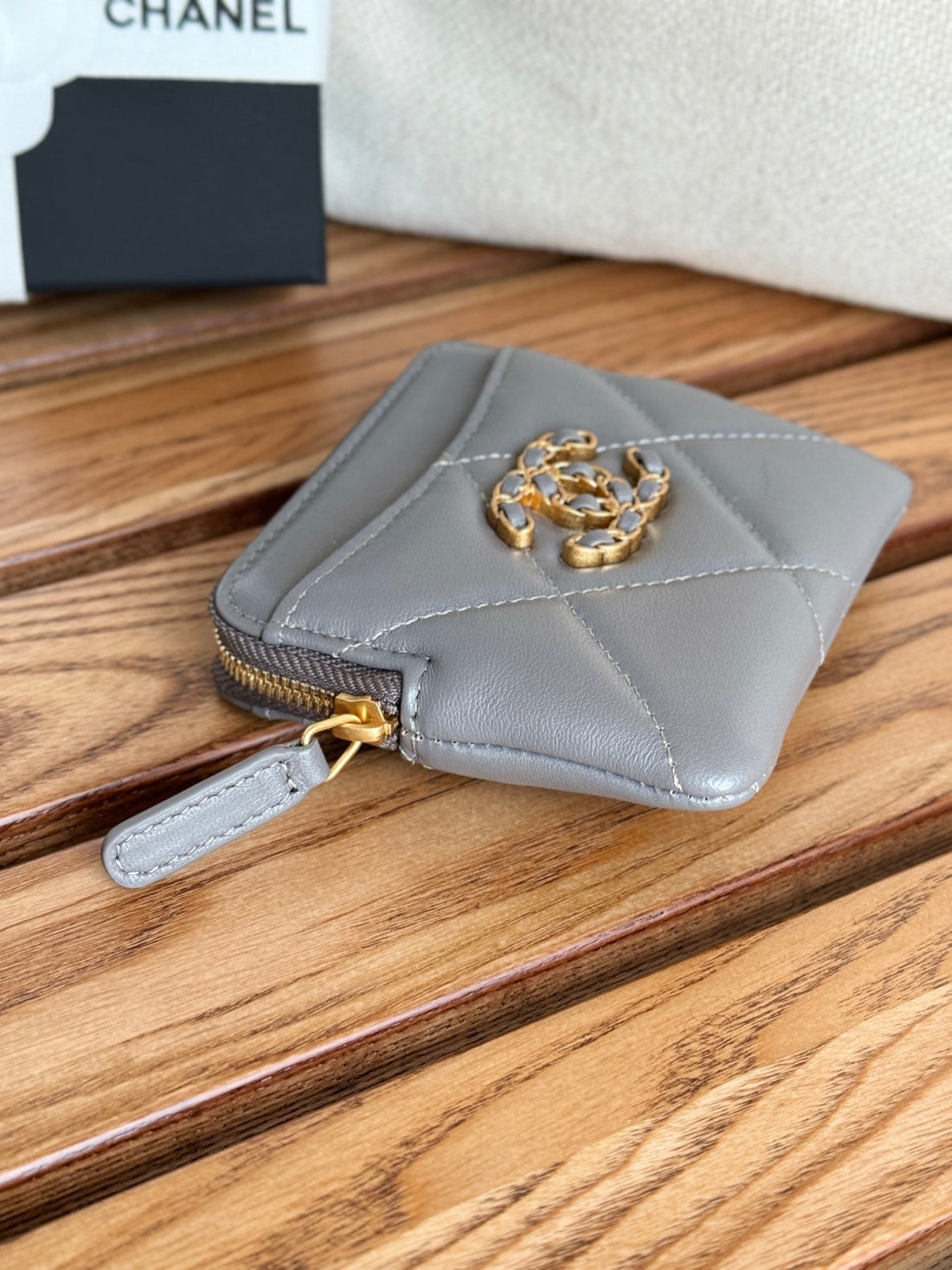 CC 19 Zipped Coin Purse 11CM Grey Lambskin Gold Hardware