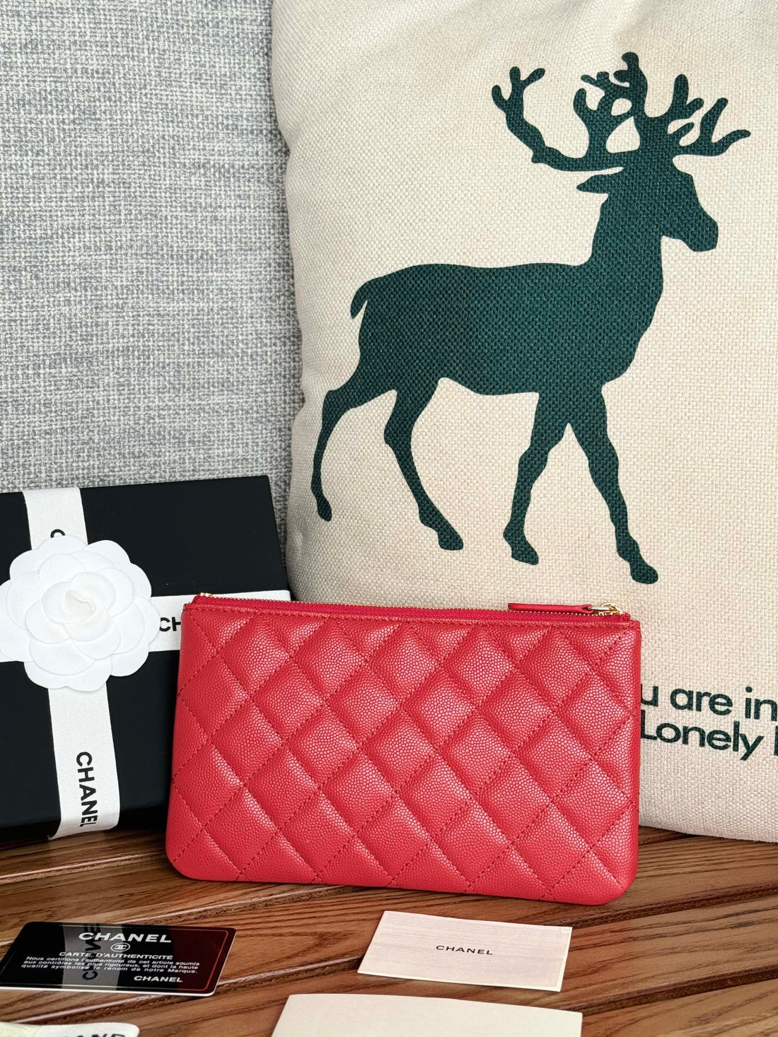 CC Zipped Wallet 20CM Red Quilted Caviar Gold Hardware