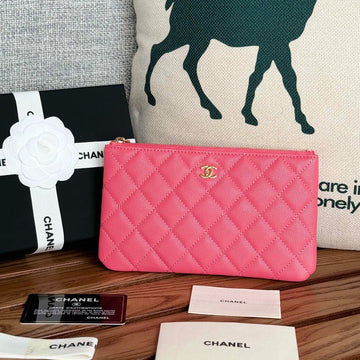 CC Zipped Wallet 20CM Dark Pink Quilted Caviar Gold Hardware