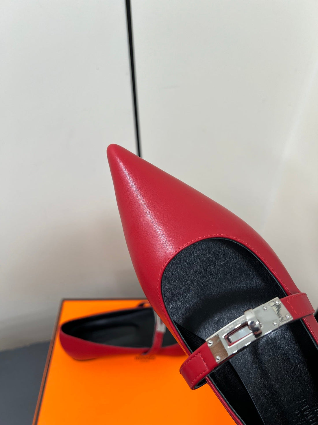 Hm 25C Kelly Ballet Flat Red Calfskin 210292