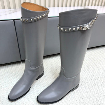 Hm 25SS Kelly Buckle Riding Boots Gray Cowhide 576120