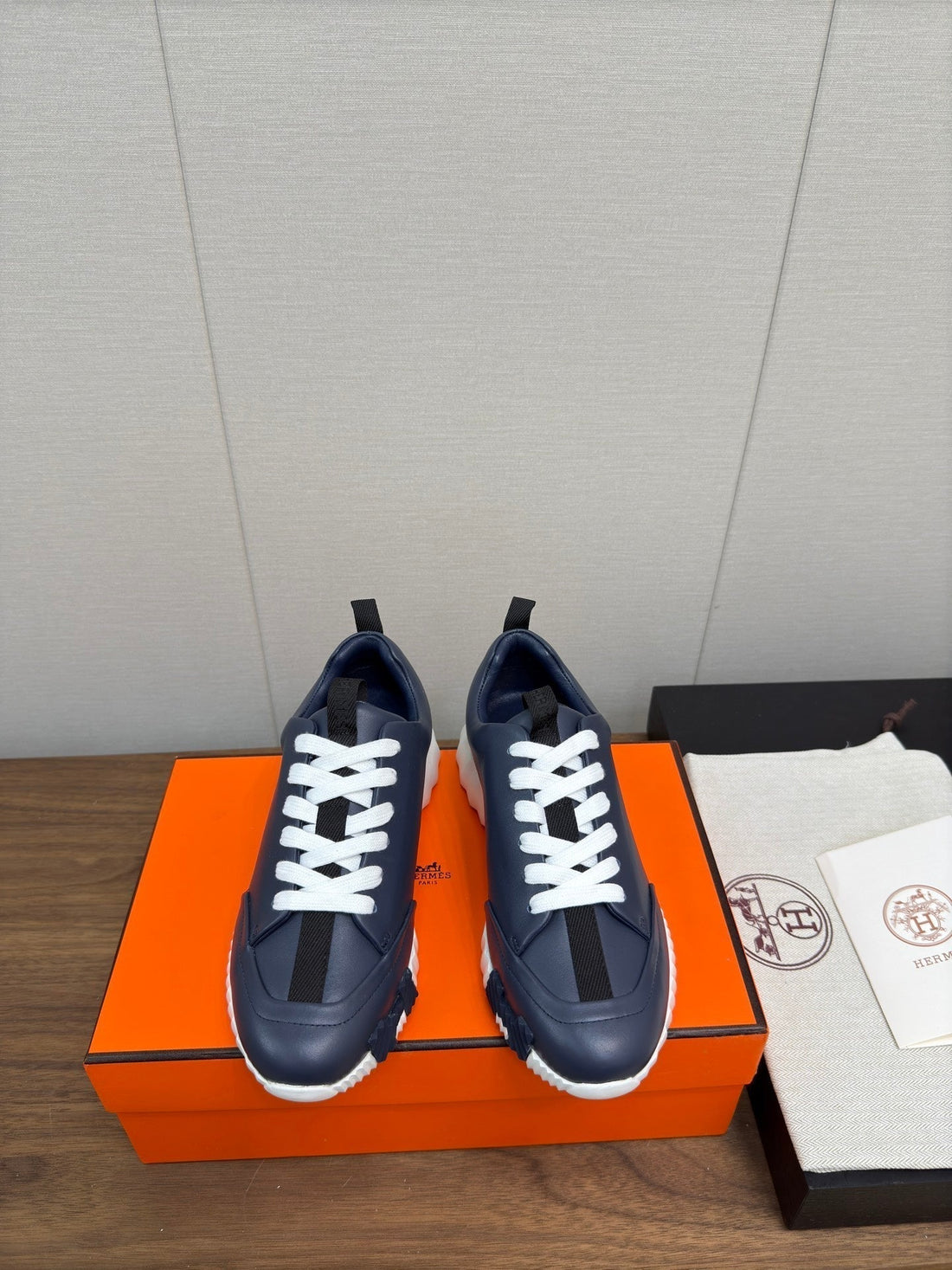 Hm Bouncing Sneaker Navy Blue Calfskin 213526