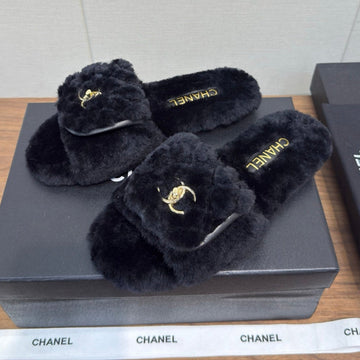 Chanel 25 Slipper Black Smooth Lambwool 465602