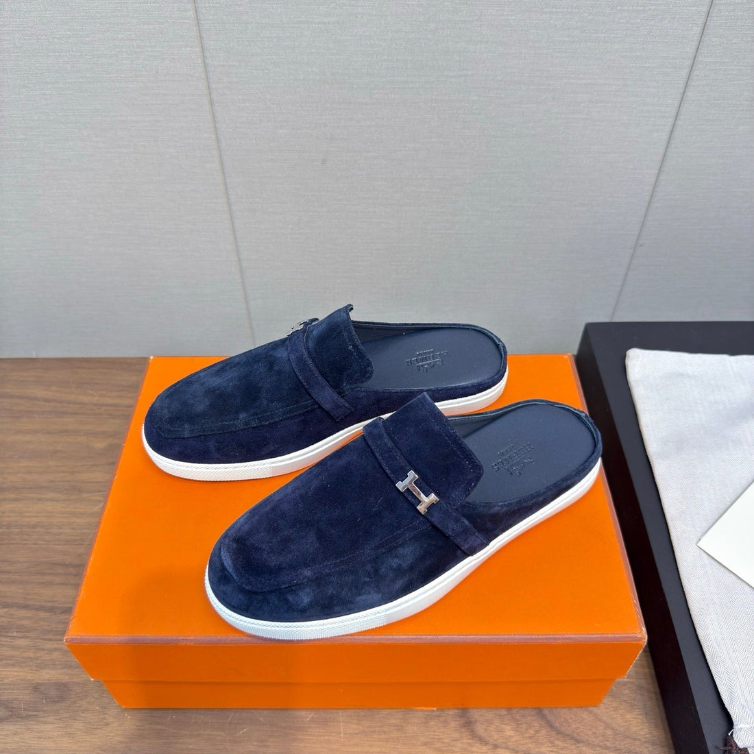 Hm 25S Like Mule Suede Rubber 465660
