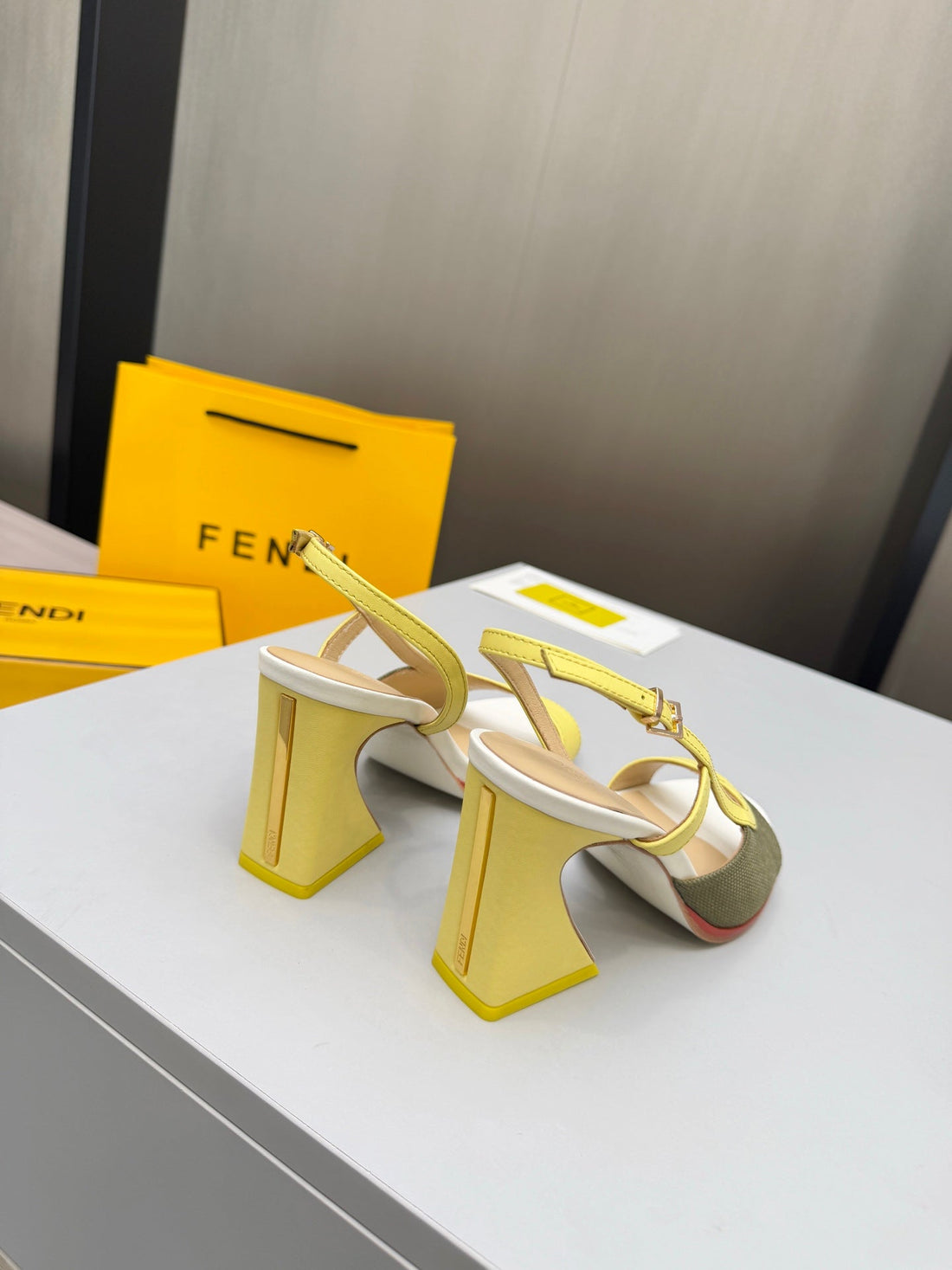 Fendi 26S Arco 9CM Yellow Olive Cotton Cowhide 675965