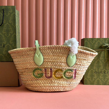 Small Tote Bag 26 With Logo In Natural-Colored Straw And Light Green Calfskin Handle