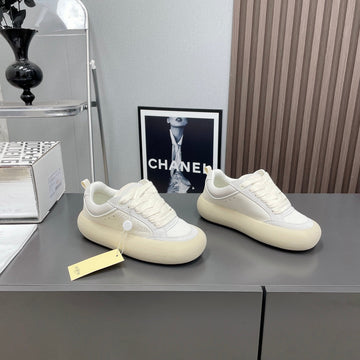 Space-Star Cube Sneakers In White Leather With Perforated Star