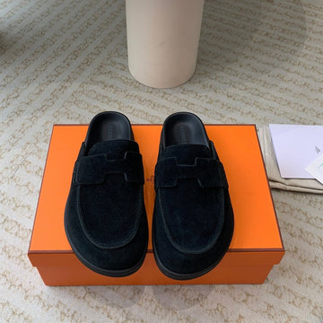 G0 Mule Black Suede