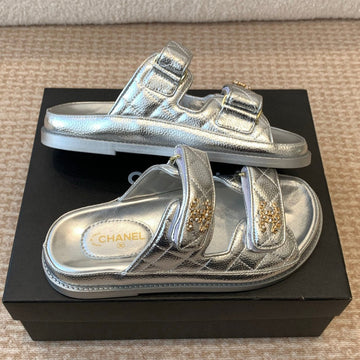 Dad Sandal In Silver Sheepskin Mule