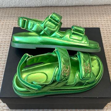 Dad Sandal In Emerald Green Sheepskin