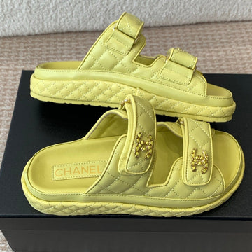 Dad Sandal In Lemon Yellow Calfskin Mule