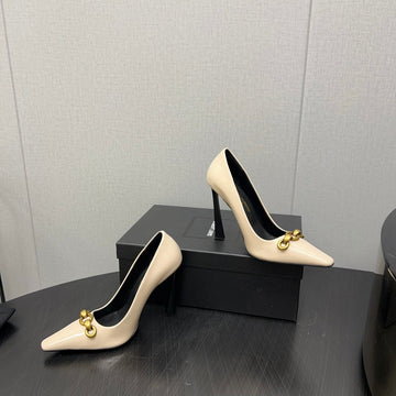 High Pumps In Cream Glossy Calfskin Attached Gold Chain