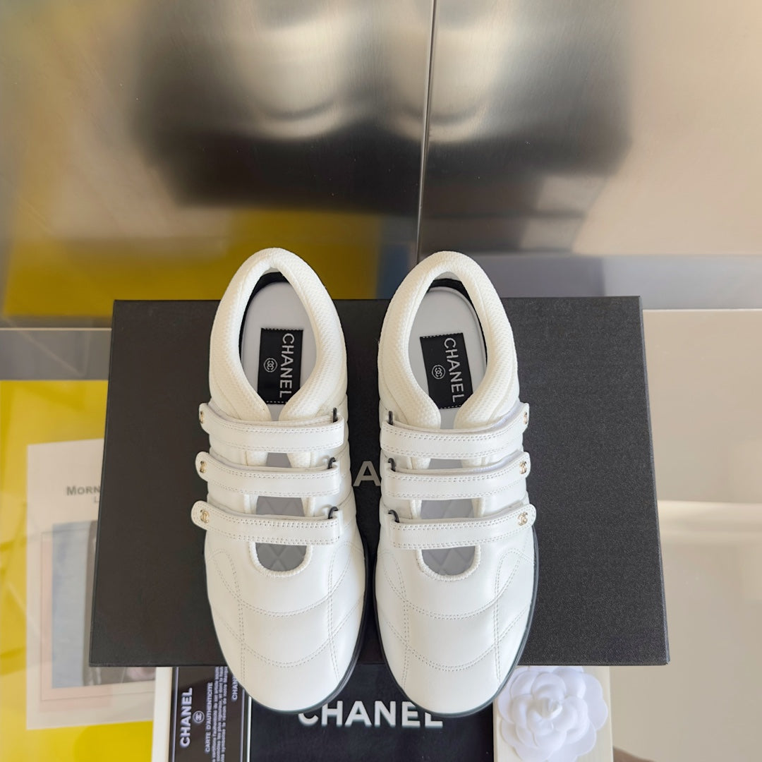 CC Mary Jane Sneaker In White Lambskin