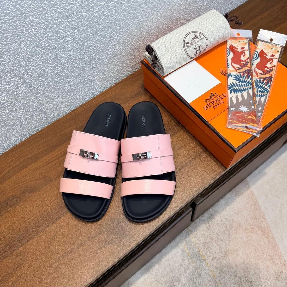 Hm Jackson Sandals Light Pink Sheepskin 707180