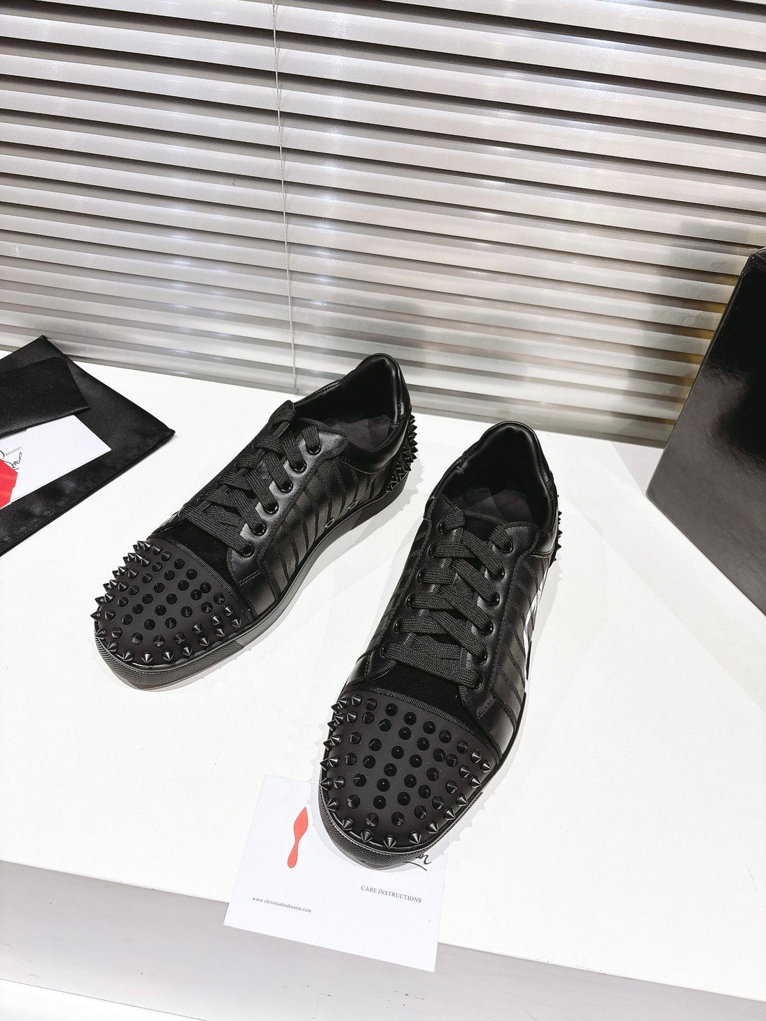 Cl 25 Stud Print Sneaker Black Fabric Leather 323161