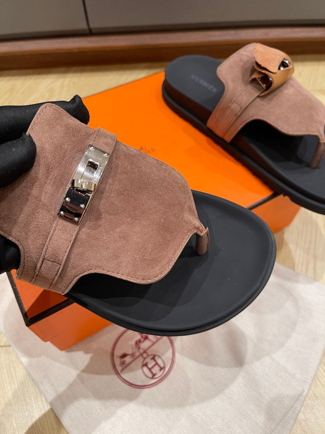 Hm 25 Empire Sandal Calfskin And Suede 245689