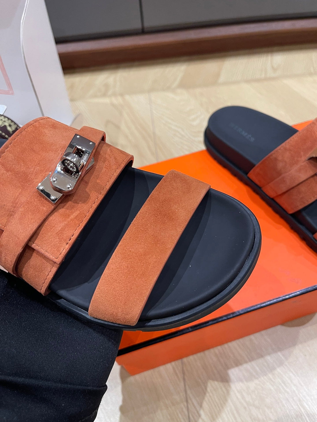 Hm 25 Jackson Sandal Brown Suede Calfskin
