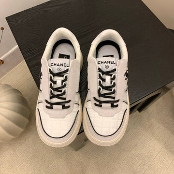 CC Alexander Mcqueen Sneakers Cream Gray Black Leather And Ceiling Fabric 537191