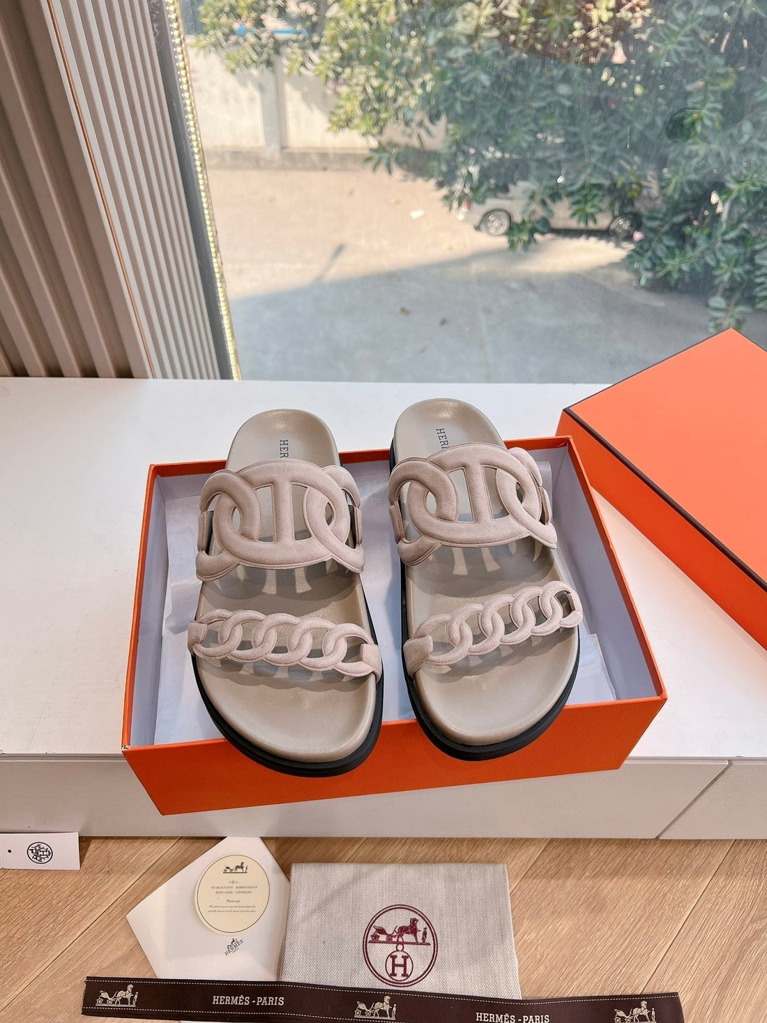 Extra Sandal In Nude Beige Calfskin