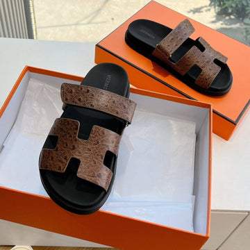 Chypre Sandal In Chocolate Brown Grained Calfskin