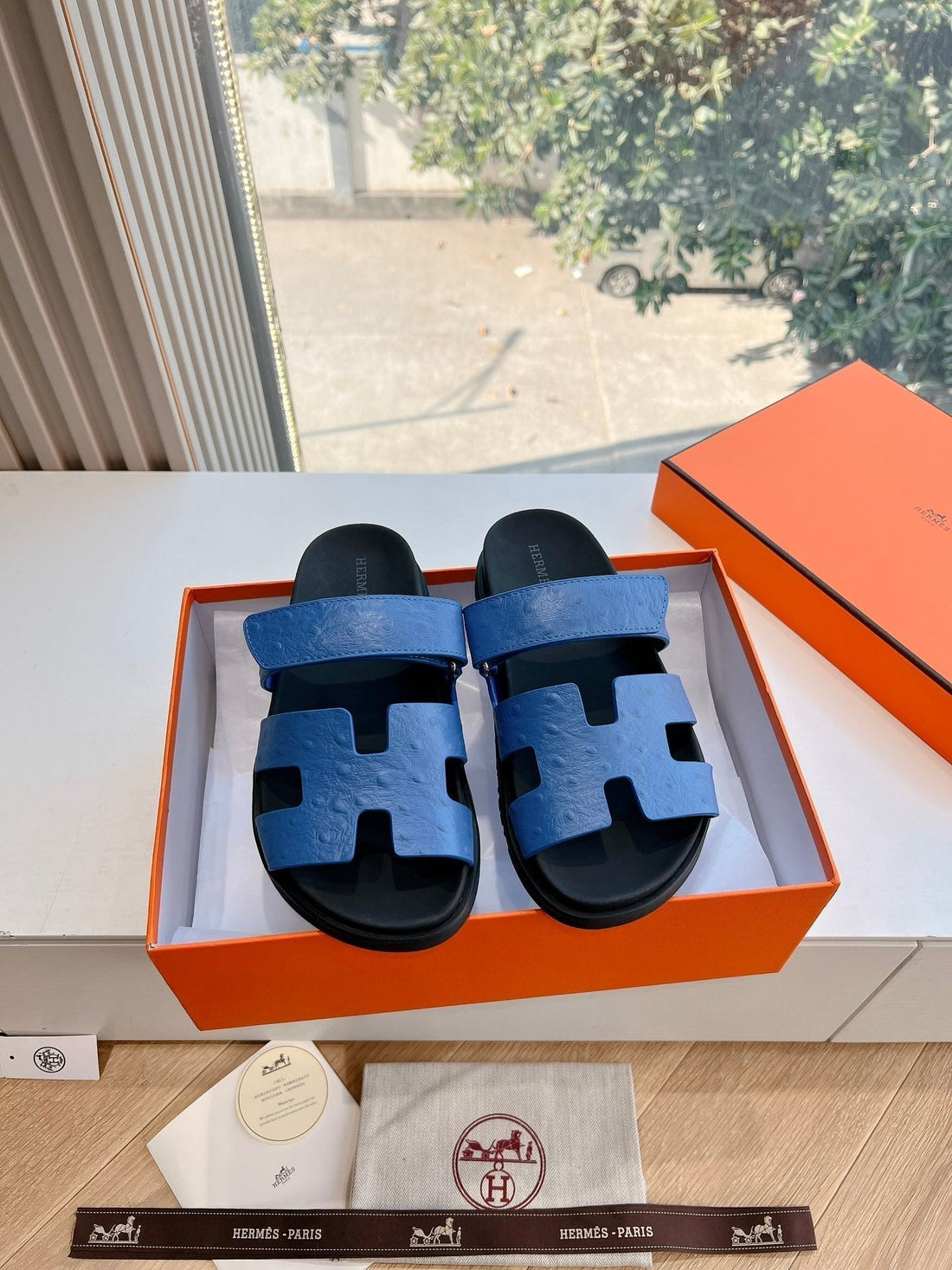 Chypre Sandal In Cobalt Blue Grained Calfskin