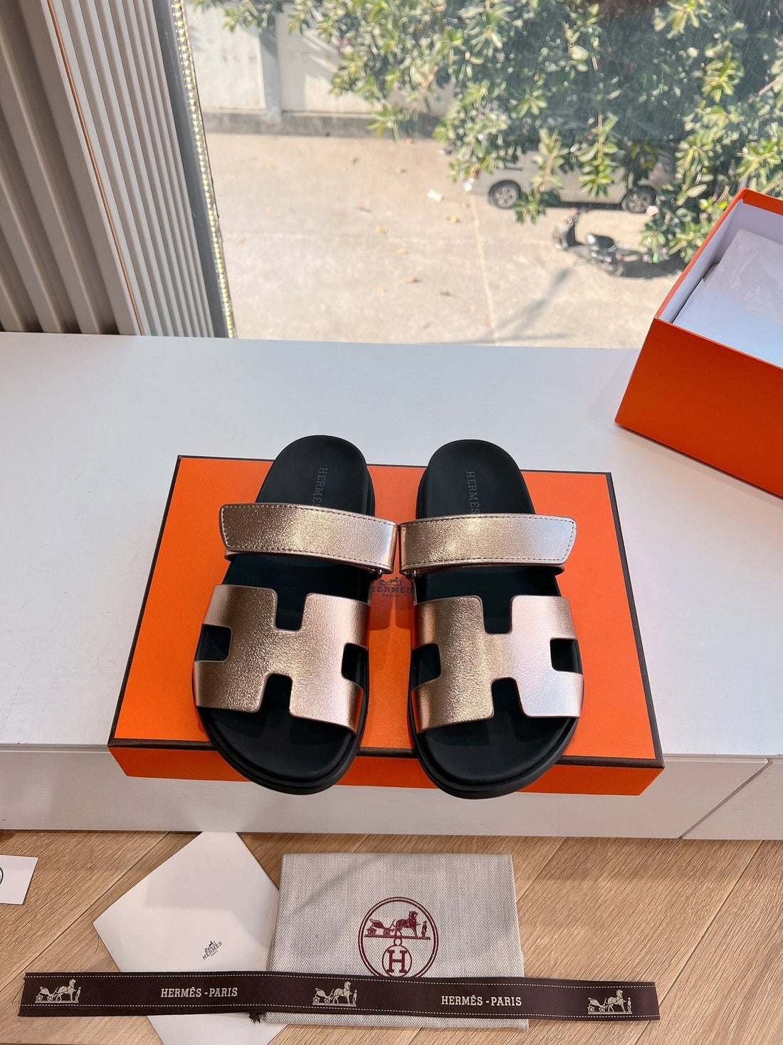 Chypre Sandal In Copper Brown Metallic Calfskin
