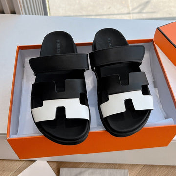 Chypre Sandal In Black Mix White Calfskin