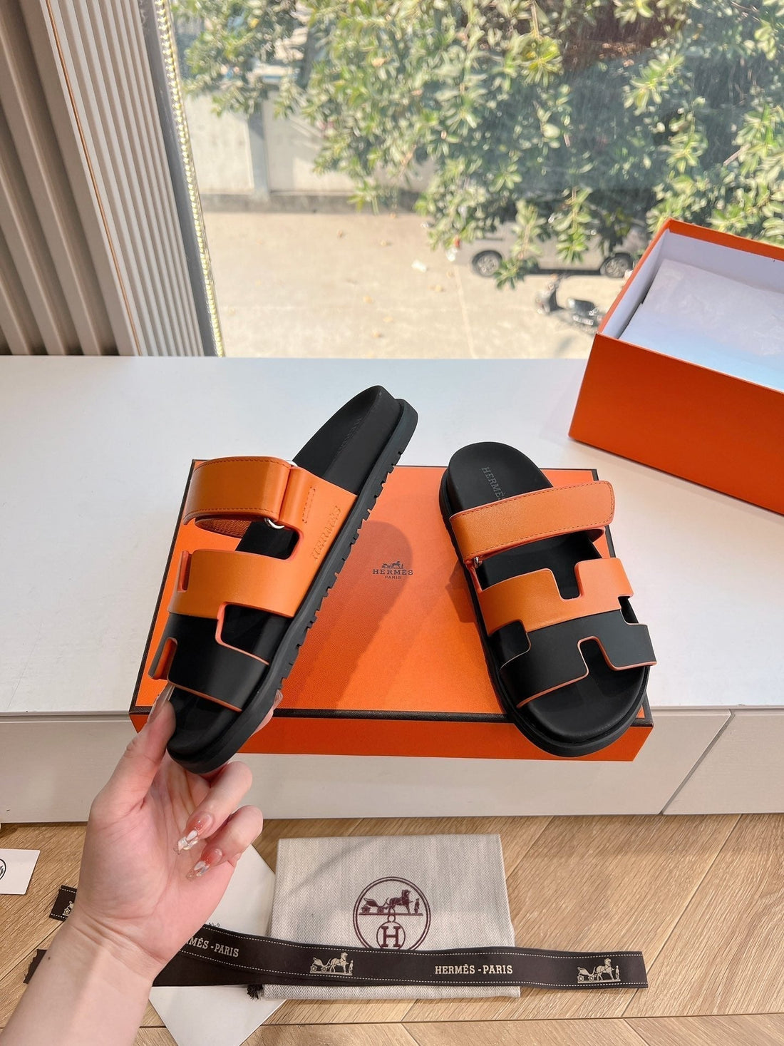 Chypre Sandal In Vivid Orange Mix Black Calfskin