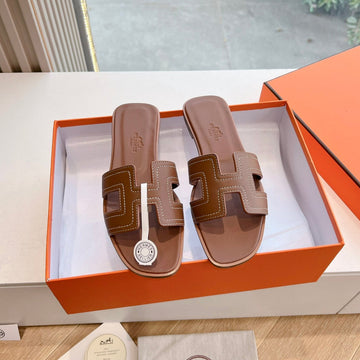Hm 25 Oran Sandal Brown Calfskin White Thread Embroidery