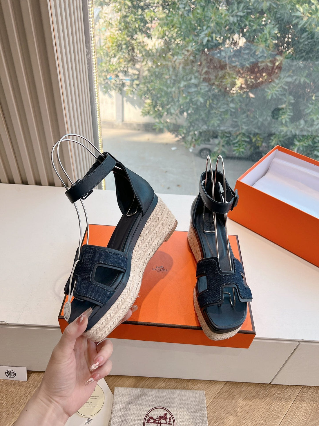 Elda Espadrille In Midnight Blue Fabric And Black Calfskin