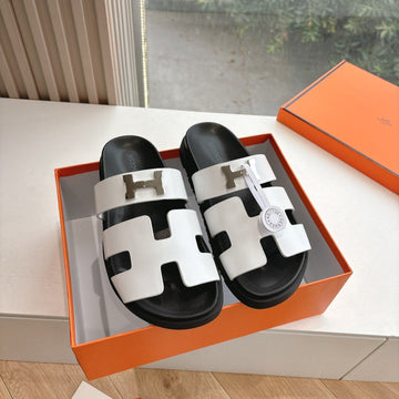 Hm 25 Chypre Sandal White Calfskin Silver H
